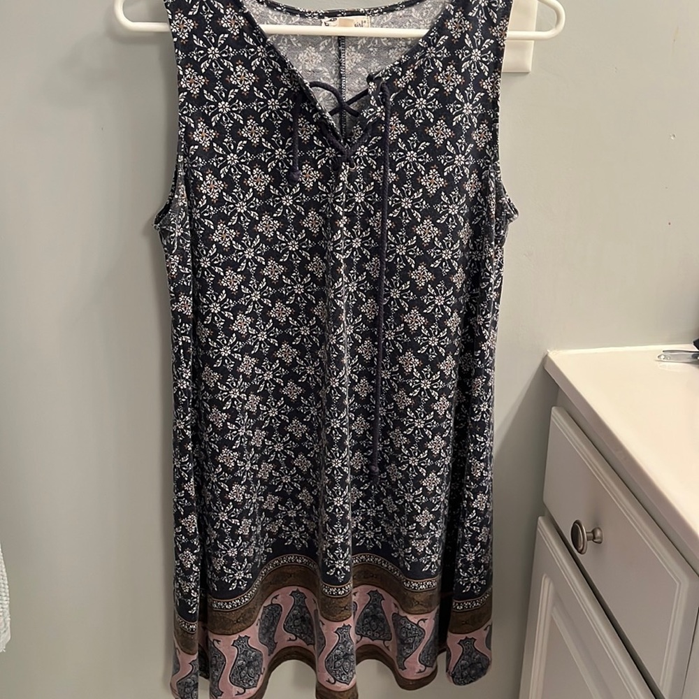 Juniors cute dress size large